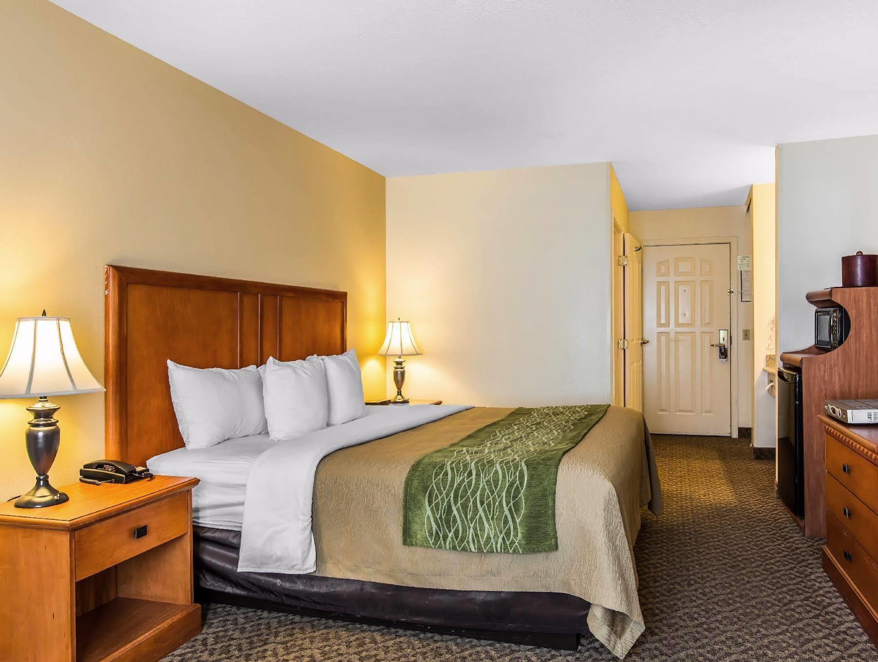 Comfort Inn & Suites El Centro I-8 Екстериор снимка
