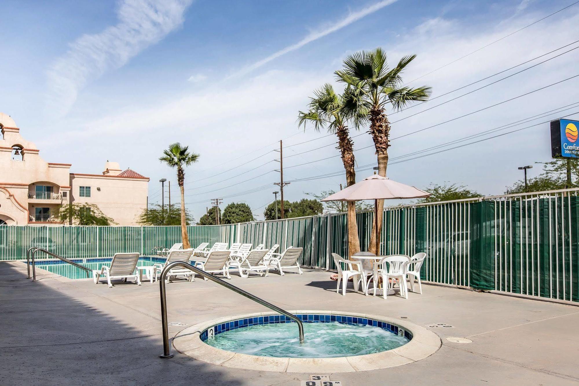Comfort Inn & Suites El Centro I-8 Екстериор снимка