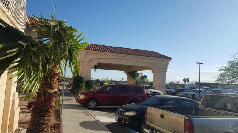Comfort Inn & Suites El Centro I-8 Екстериор снимка
